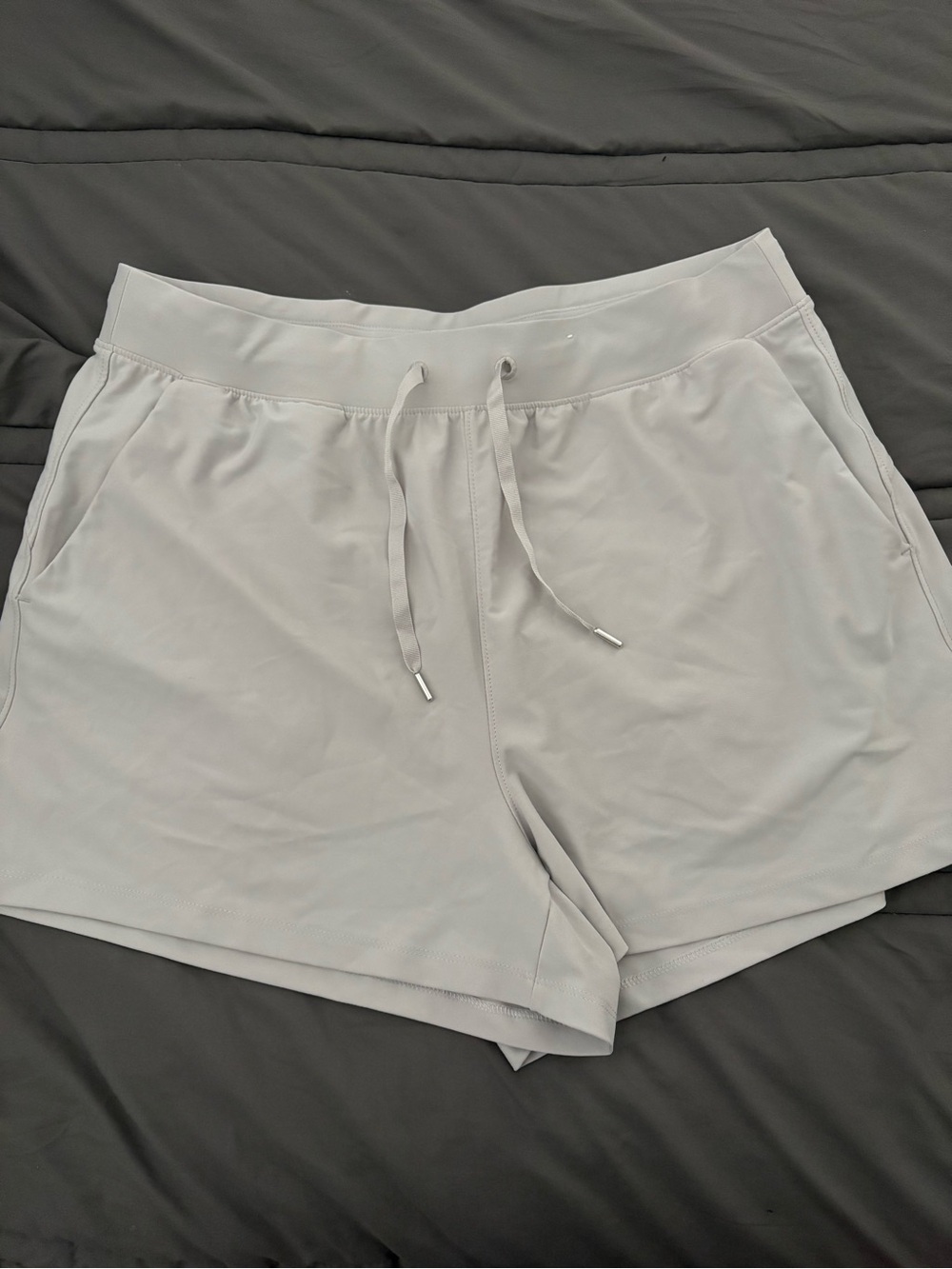 Women’s old navy high rise go dry Light Gray Drawstring Lounge Shorts size large